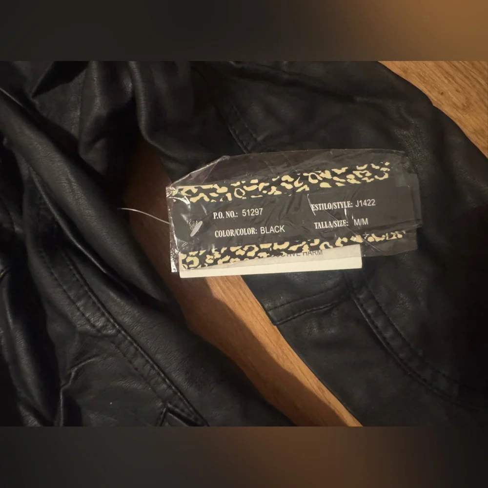 Jacket - Picture 4 of 5